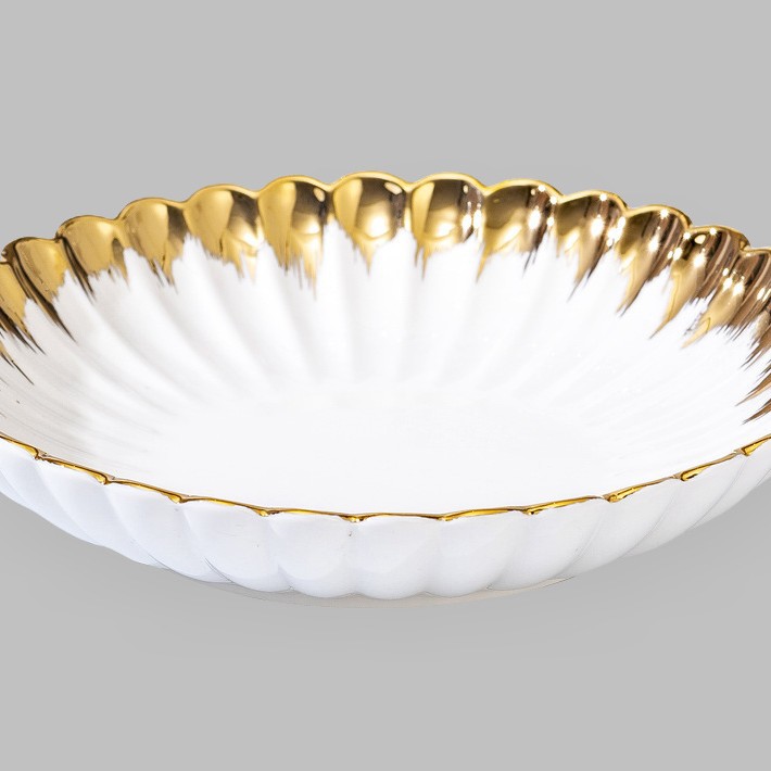 Wholesale of light luxury ceramic tableware sets, high-end gold-plated plates with gold edges details Picture
