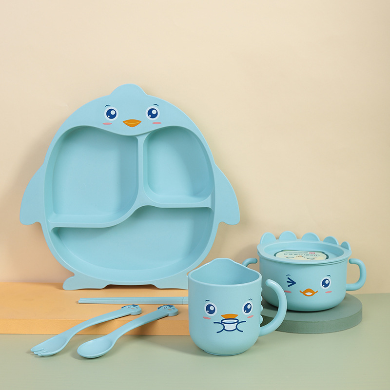 Small Bamboo Fiber Antibacterial Baby 4-Piece Tableware Set Children's Chicken Plate Separated Kindergarten Bear Plate Application Scenario