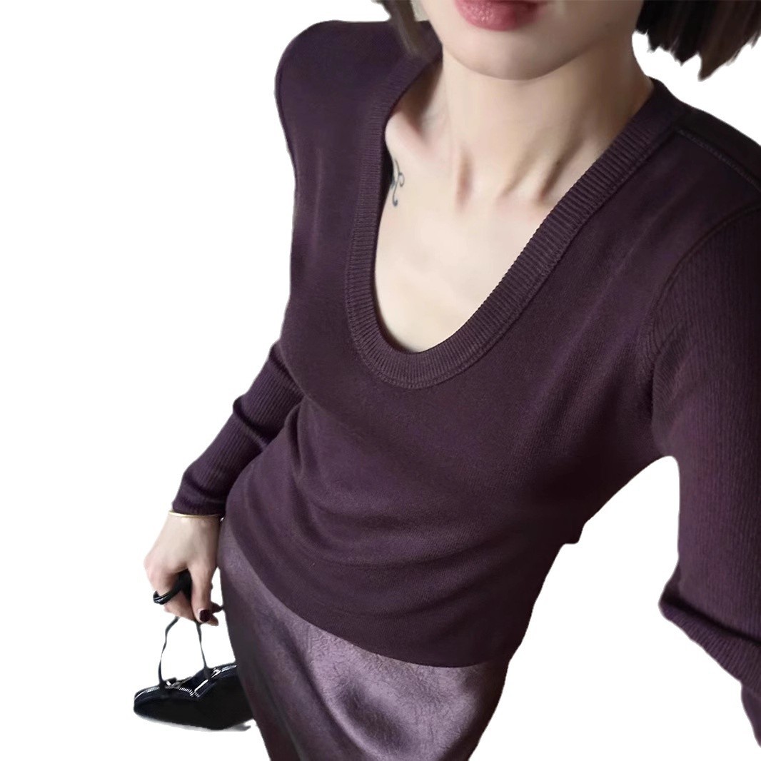 A deep U-neck long-sleeved off-the-shoulder sweater made of Tencel wool as a base layer for women's autumn, exuding a high-end and elegant, slimming inner layer Item Picture