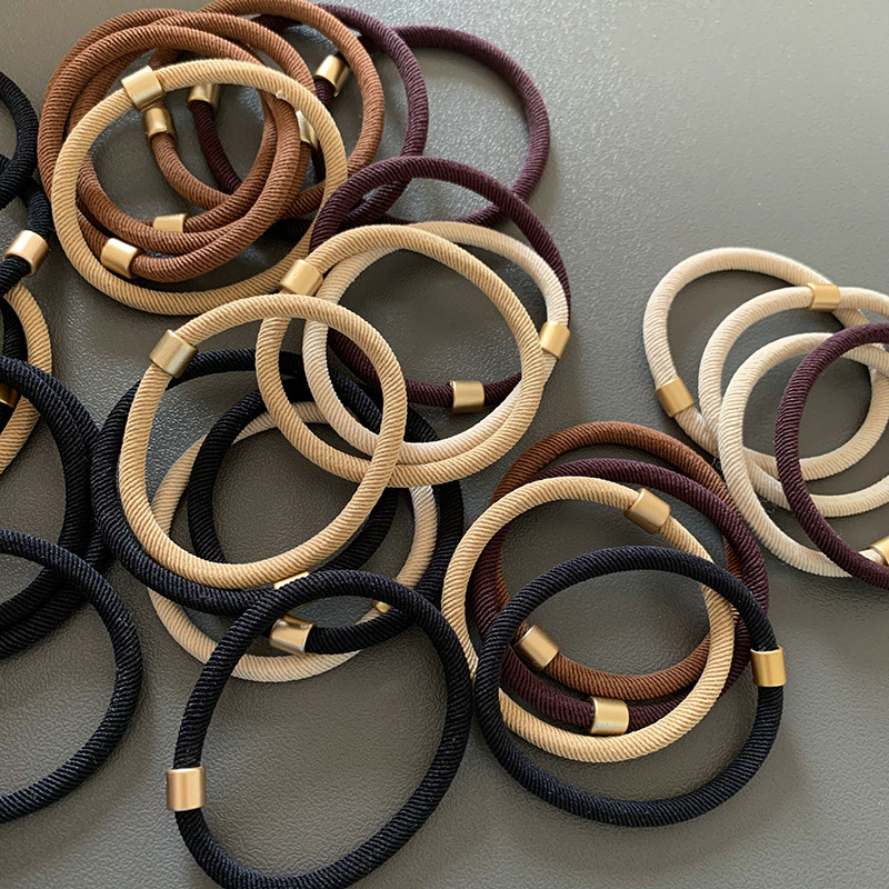 Thick, durable, threaded gold buckle leather band with high elasticity, daily basic hair tie, ponytail hair tie as a base hair tie Specification image