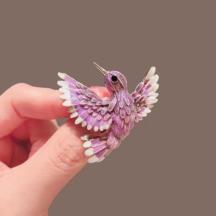 Design sense, Chinese-style blue-winged bird brooch, high-end feminine charm, retro brooch, coat, suit, corsage, creative accessories Application Scenario