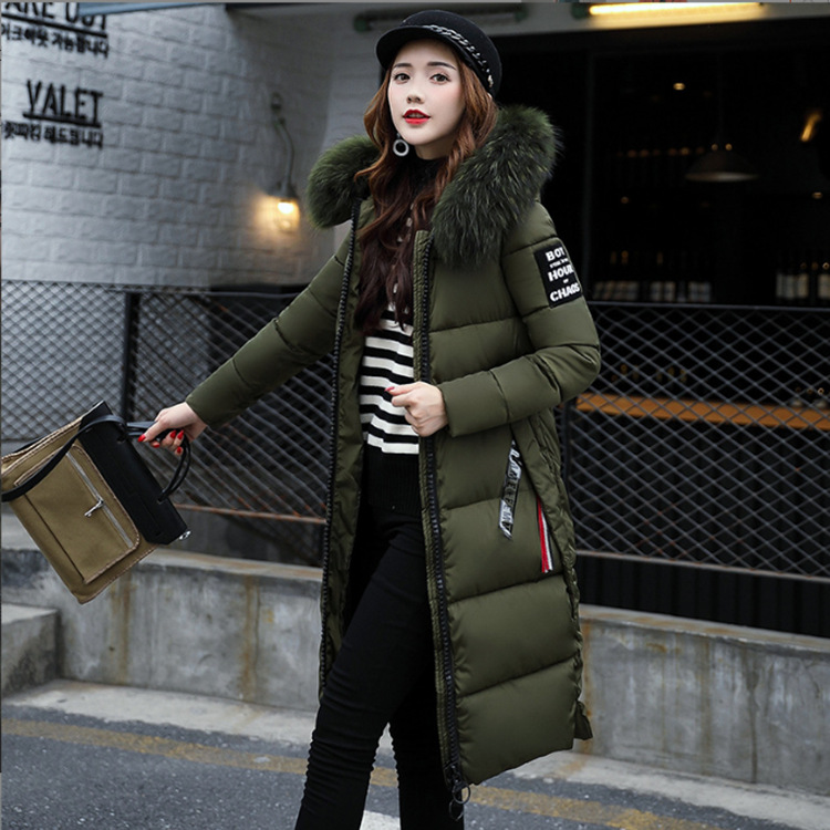 2022 Autumn/Winter new Korean-style slim-fit cotton-padded jacket for women, mid-length fashion with large fur collar and thickened down cotton-padded jacket for women details Picture