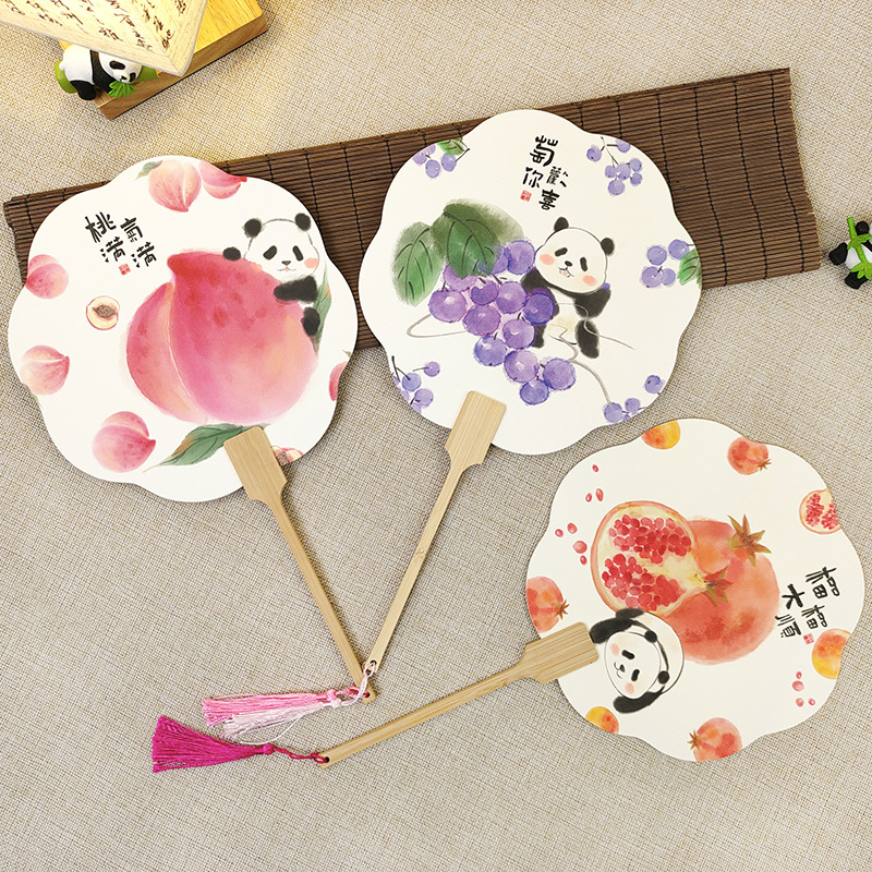 国风熊猫团扇宣纸水果创意文案汉服旅游拍照中式文创国潮古风扇子图