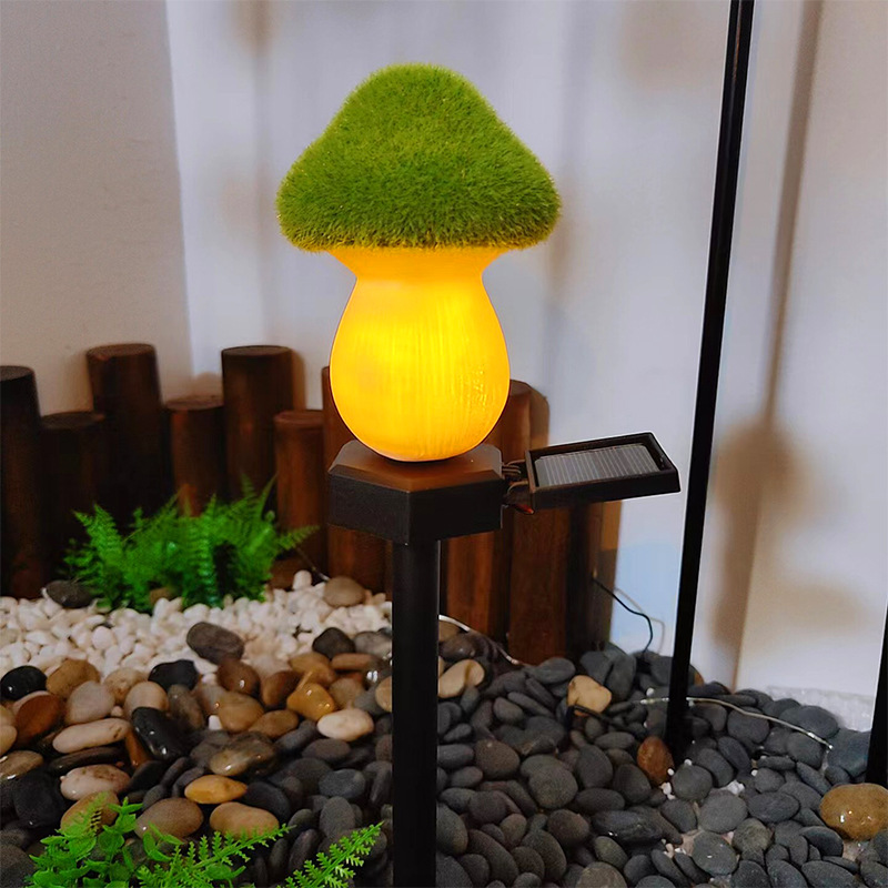 Cross-border new products: solar garden lights, outdoor landscape lights, flocked mushroom lawn ground inserts, and atmosphere decorative lawn lights full figure