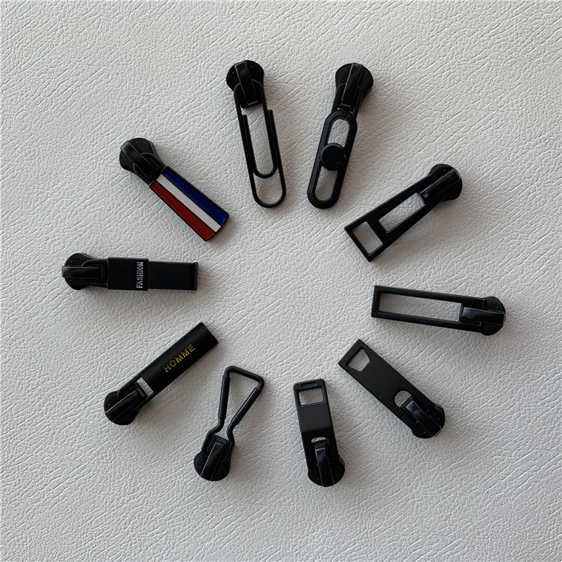 In stock: No. 5 resin teeth, plastic teeth, zipper pull, sports work clothes, jacket, front, black electrophoretic pull details Picture