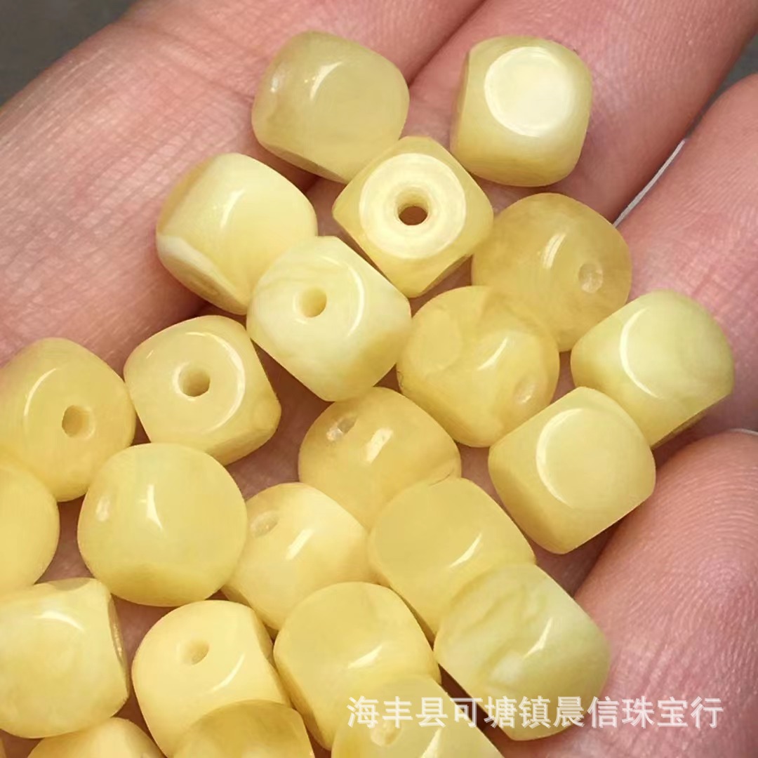 Natural Russian Beeswax Porcelain White Flower Beeswax Six Square Dice Accessories Fine Repair Hole Lines Clear Manufacturers Wholesale Item Picture