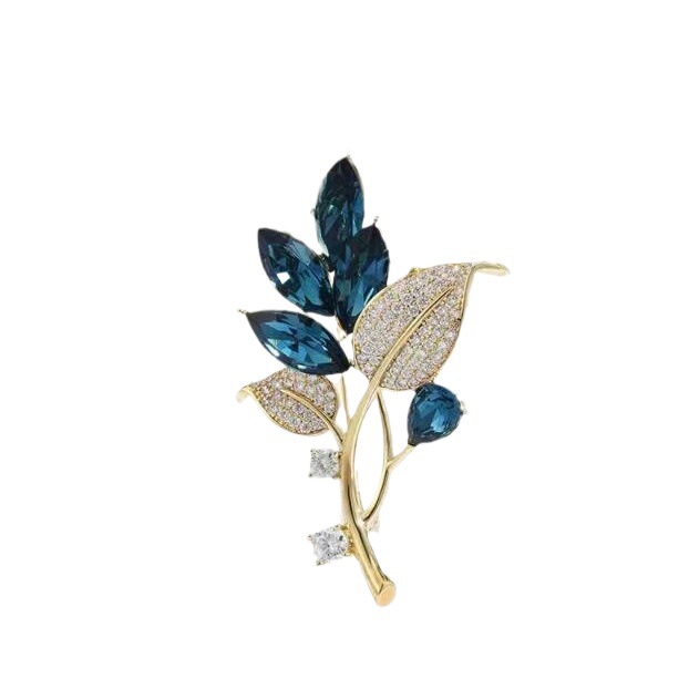 The new orchid leaf brooch is a fashionable and elegant women's accessory with anti-glare design. It features a niche design sense Item Picture