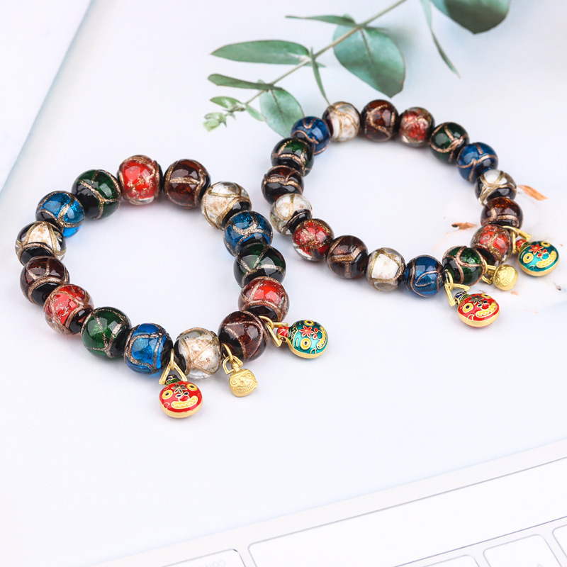 Wholesale of popular online incense ash glass bead bracelets, handcrafted incense ash glass bead bracelets for both men and women, and multi-treasure jewelry Application Scenario