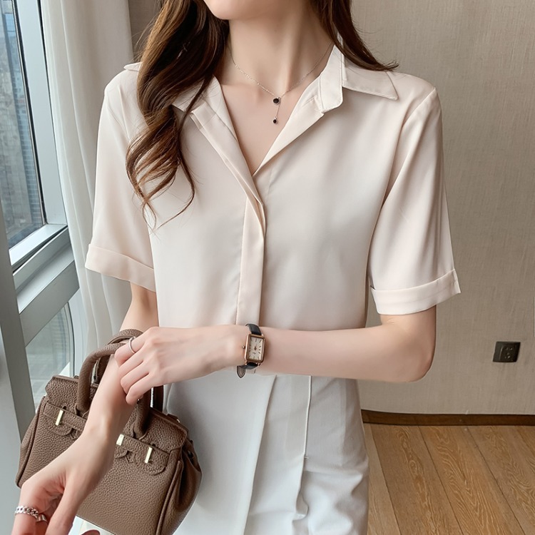 New 2024 summer commuter short-sleeved chiffon shirt with a unique design sense, a white top, and a loose solid color shirt for women details Picture