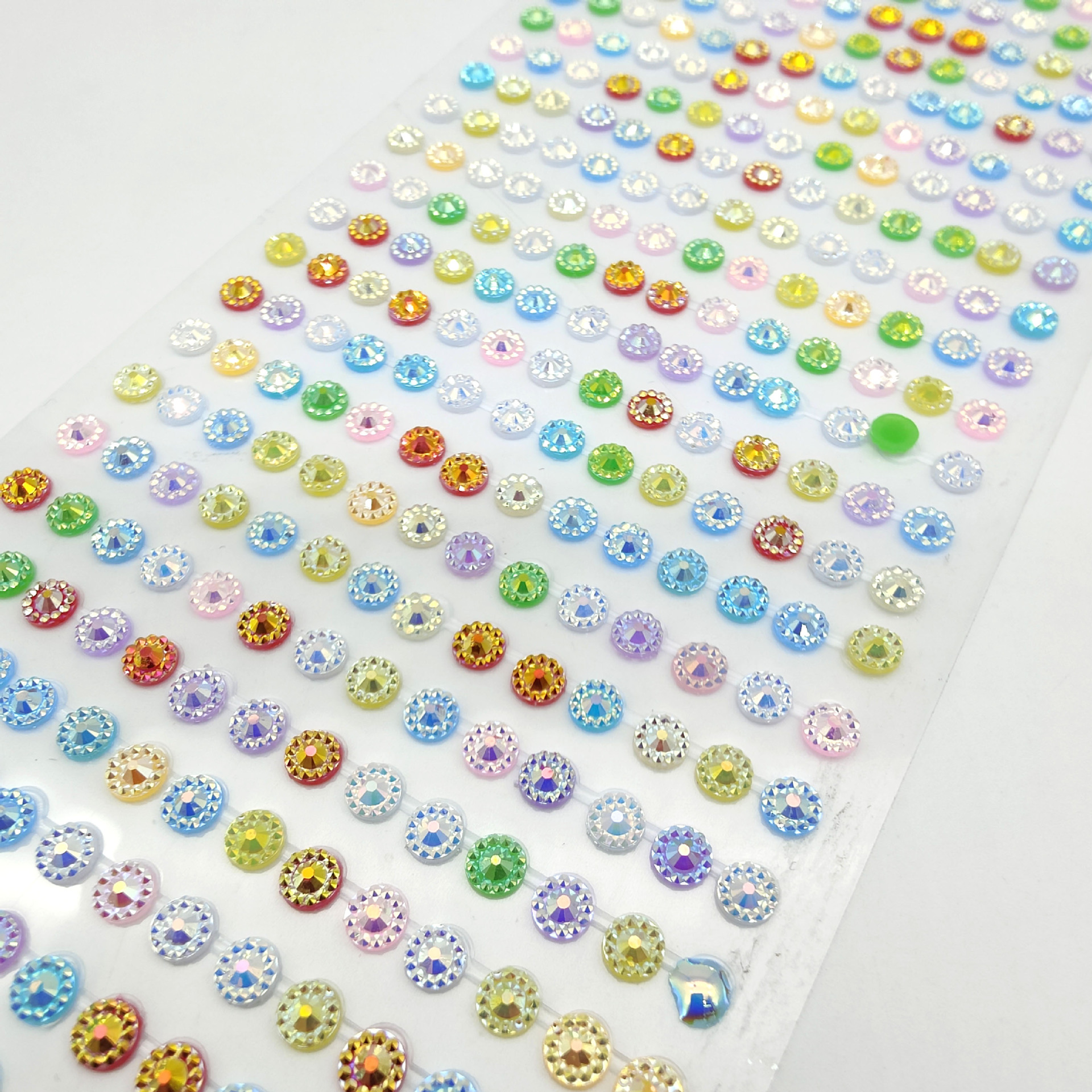 Wholesale resin diamonds, 5MM sunflower diamonds, AB colored diamonds, acrylic diamond stickers, diamond collages, jewelry decoration, DIY creativity