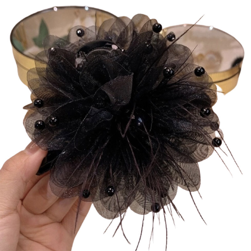 (Event Only) Free Shipping! Super Fairy Feather Grab Clip Female 2023 New High-End Hairpin Back Head Shark Clip Head Jewelry Senior Sense Hairpin Item Picture