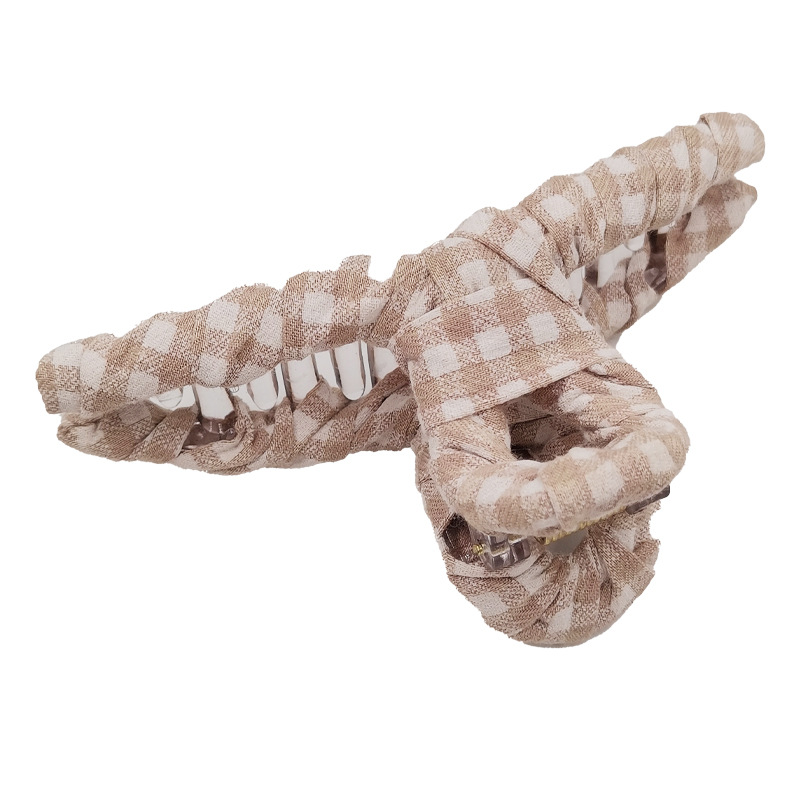 Qiwei Accessories Exclusive Qiwei Accessories Exclusive Qiwei Accessories Cross-border Hair Accessories checkered gripper Cute gripper paired with anime decoration women's headwear and hair accessories Application Scenario