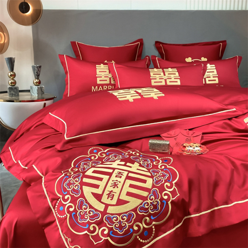 High-end embroidered naked sleeping wedding four-piece set, washed and brushed red wedding dowry four-piece set, wedding gift set Application Scenario