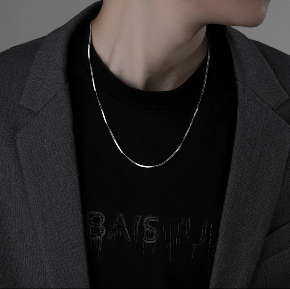 Titanium steel square snake chain necklace for men, with a light luxury and niche feel. Square snake bone chain for men, collarbone chain for women, fashionable Specification image