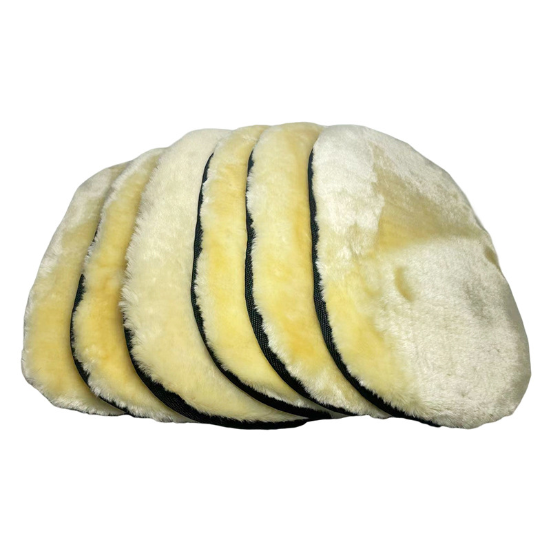 Thickened car cleaning gloves, imitation wool fleece car waxing, polishing and cleaning products, imitation wool waxing car washing gloves Item Picture