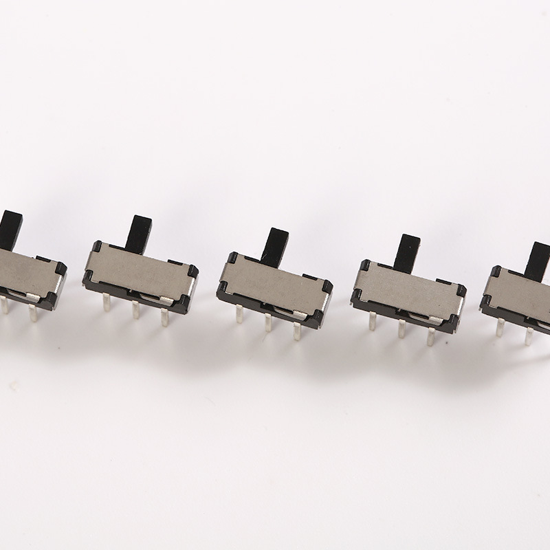 拨动开关实物图