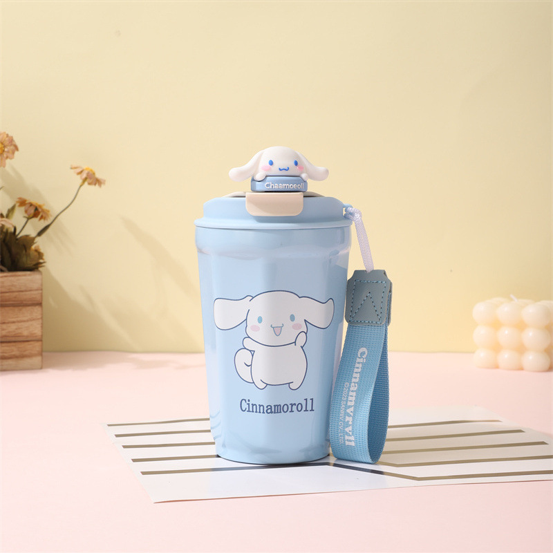 2024 Explosive High Appearance Level Doll Coffee Cup 304 Stainless Steel Large Capacity Thermos Cup Portable Handle Cup Application Scenario