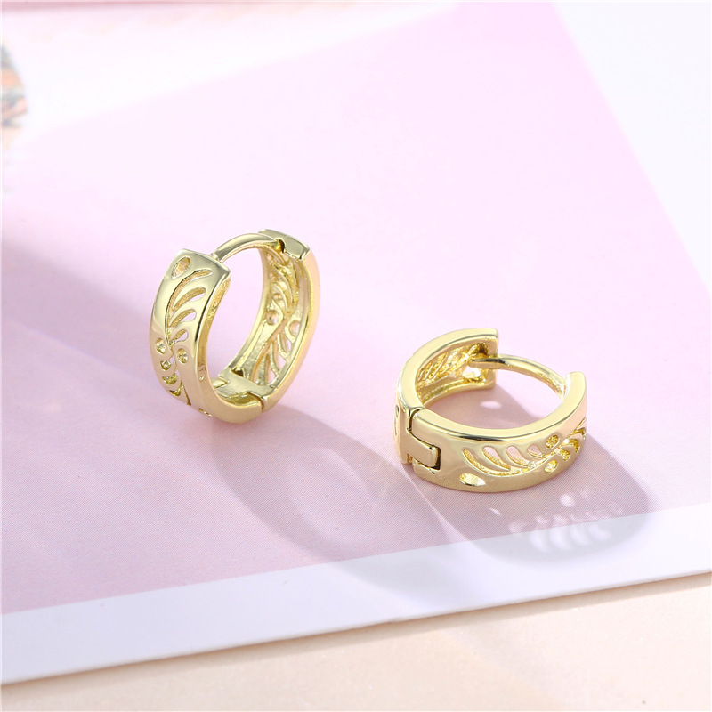 European And American Cross-Border Jewelry Retro Hollow Geometric Ear Buckle Jewelry National Style Simple Punk Ear Pattern Earrings Popular Jewelry Fashion Earrings Korean Version details Picture