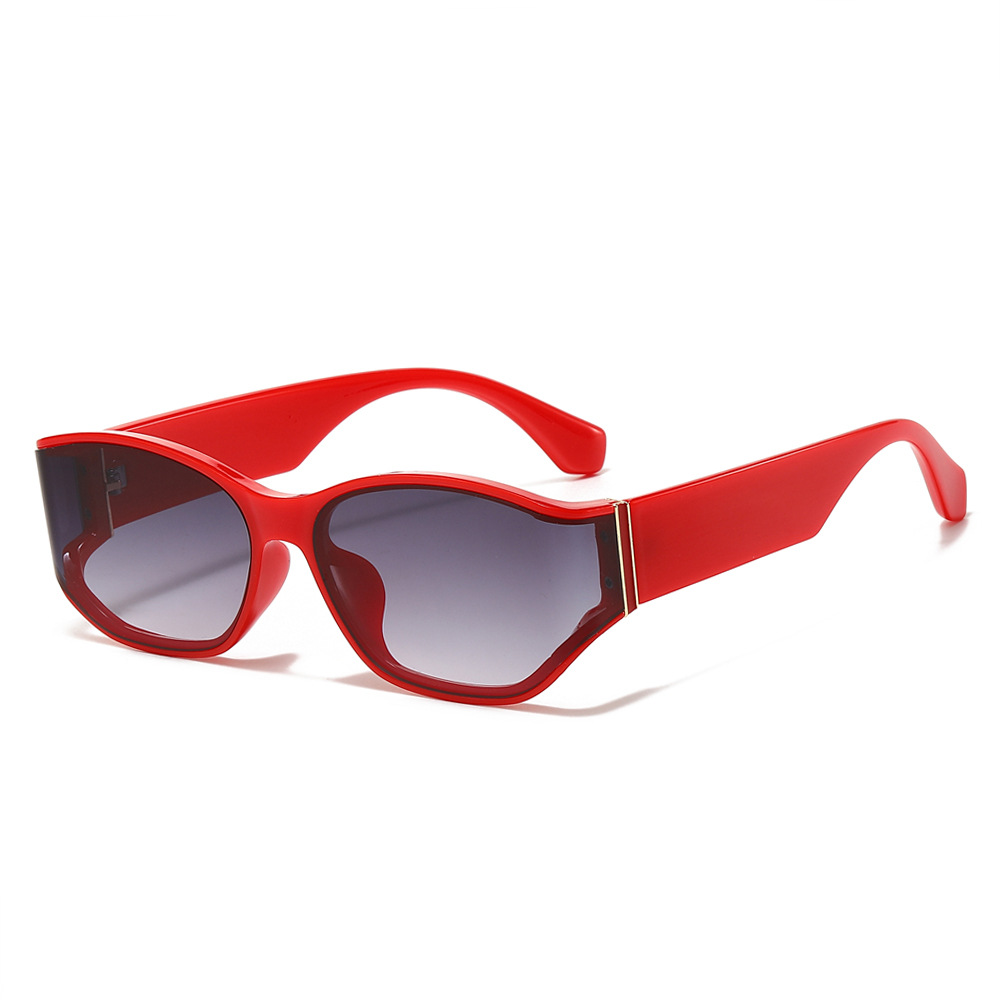 2024 Cross-border square European and American folded sheet sunglasses with large frames for sun protection and sun protection, suitable for both men and women during outings, in stock Application Scenario