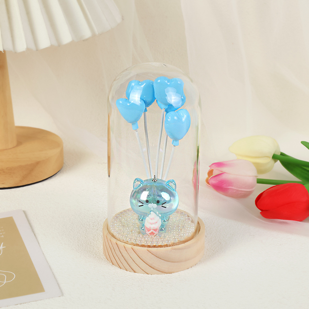 Christmas creative glass cover heart-shaped balloon decoration, Valentine's Day birthday gift, luminous doll, night light decoration Application Scenario