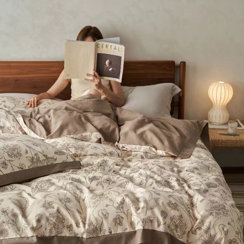 High-end pure cotton long-staple cotton brushed four-piece set of bed sheets and duvet covers, all-cotton small floral bed covers, autumn and winter bedding