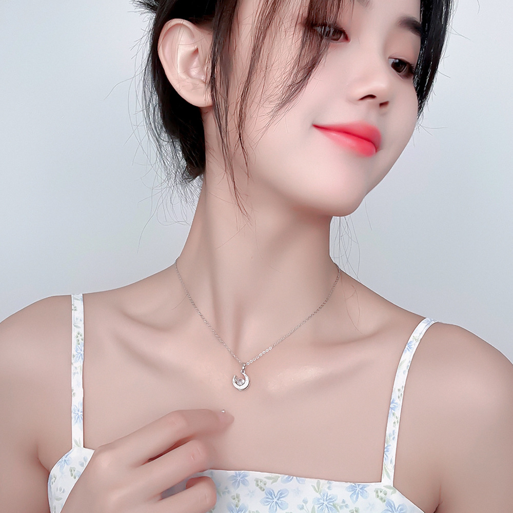 Ins Wind Titanium Steel Necklaces For Women With Niche Design High-Grade Sense Of Light Luxury Clavicle Chain Moon Pendant Collar Wholesale Specification drawing