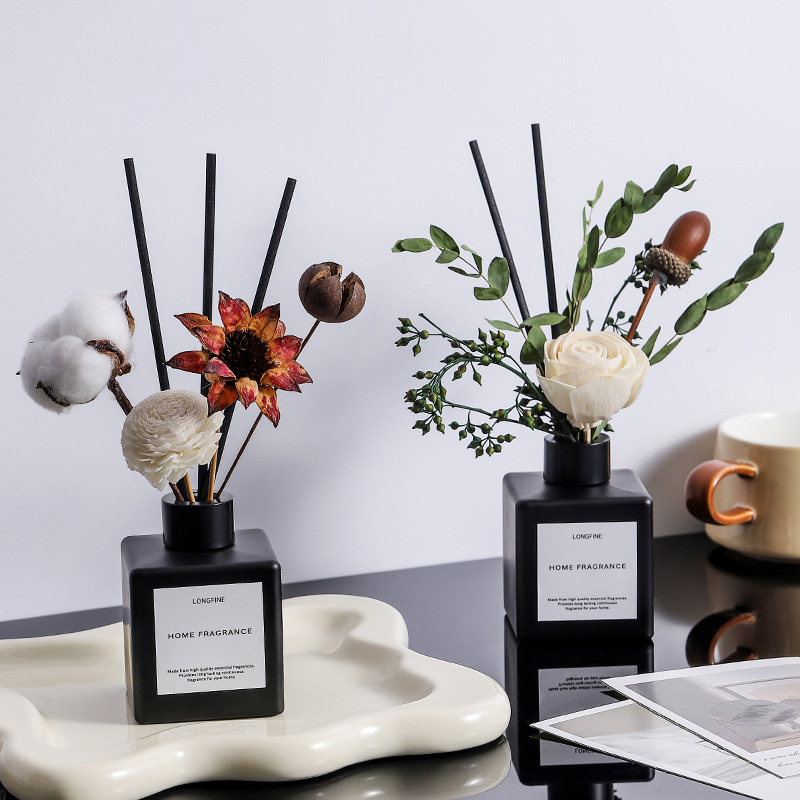 Vintage Black Bottle Dry Flower Without Fire Aromatherapy Essential Oil Household Rattan Fragrance Decoration Bedroom Air Fresh Remove Smell
