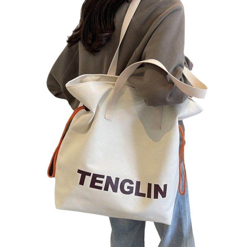 其他时尚女包实物图