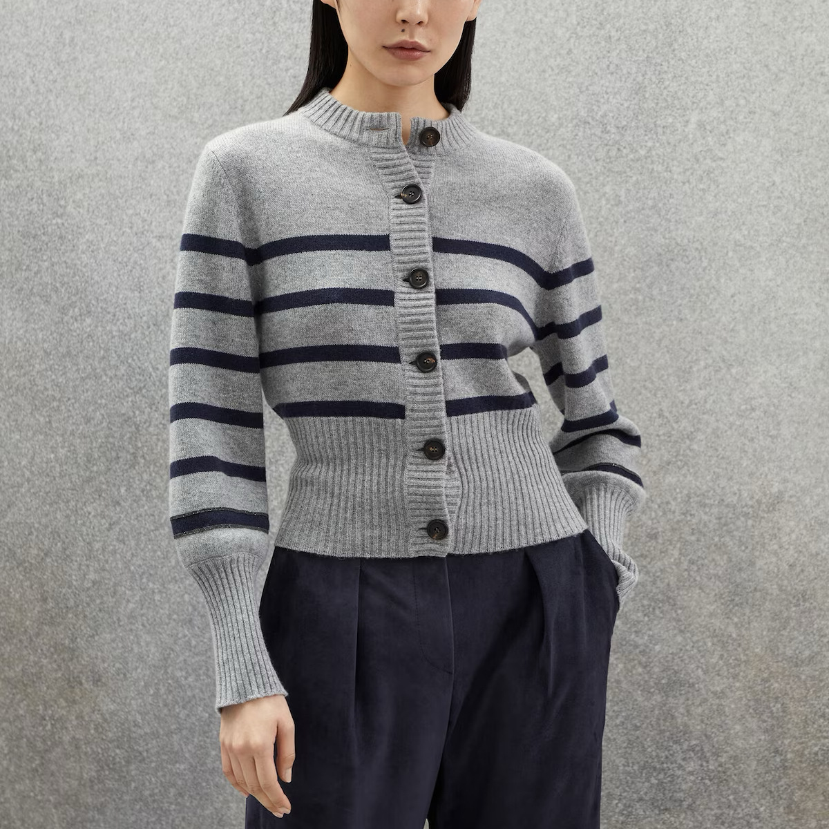 BC家 23秋冬新款 气质通勤百搭女士闪亮袖口装饰条纹羊绒针织开衫