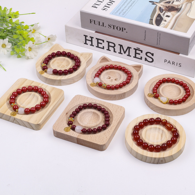 Solid wood jewelry display plate, fashionable and simple wooden bracelet display design plate, sample wooden bracelet display stand wholesale Specification image