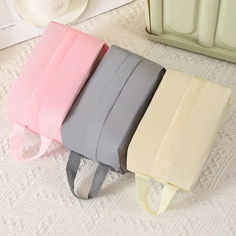 Travel underwear, underpants, socks, storage bags, organizing bags, luggage, clothes, suitcase storage bags, hand-held waterproof and portable Application Scenario