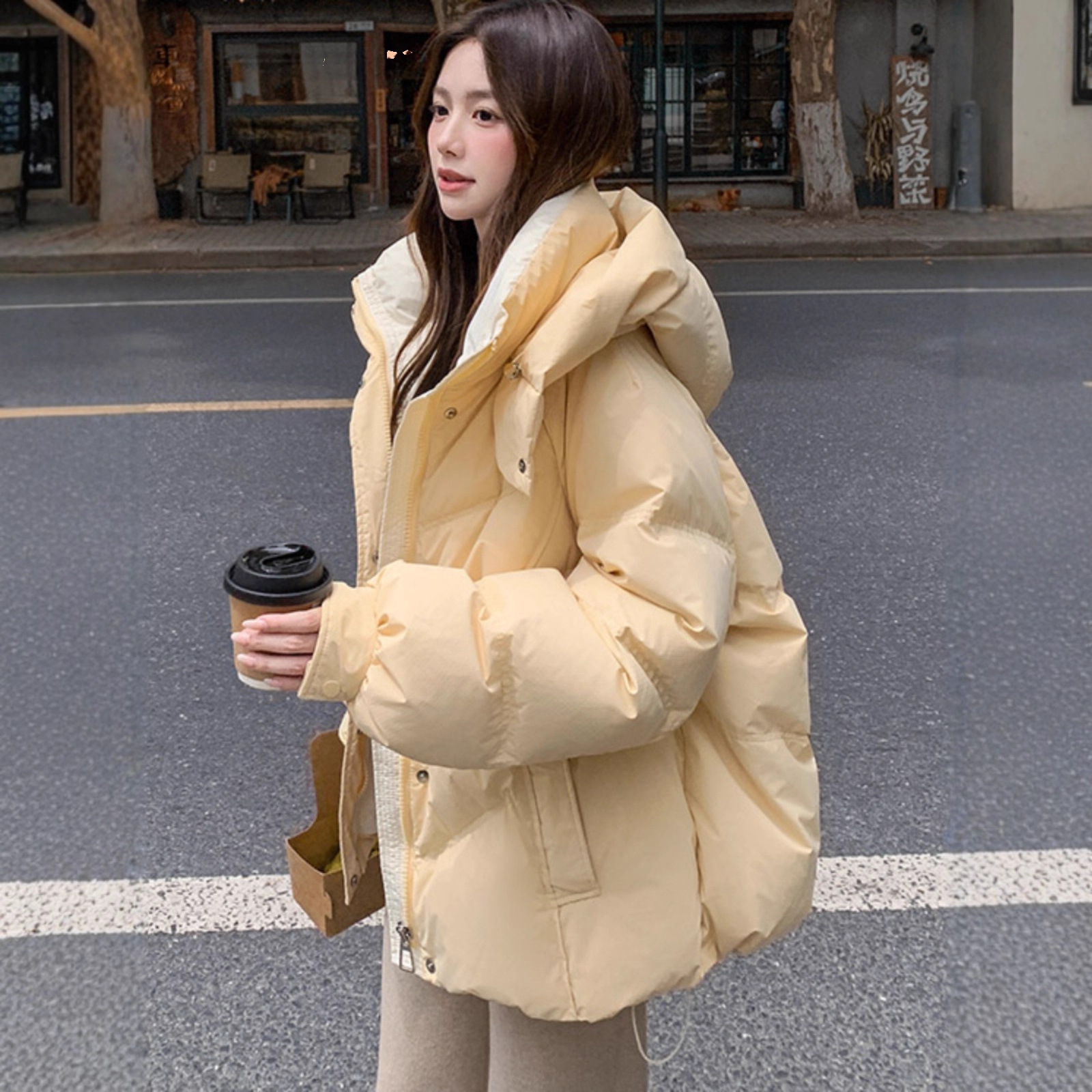 Purple down jacket for women's winter 2025 new style, short and thick cotton-padded jacket, bread jacket, high-end best-selling coat Application Scenario