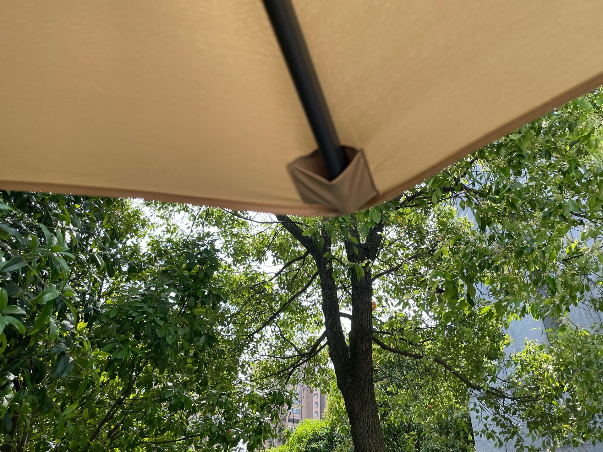 Factory direct sales of outdoor sunshades, hand-cranked mid-column umbrellas, terrace and courtyard commercial advertising umbrellas, villa and courtyard Specification image