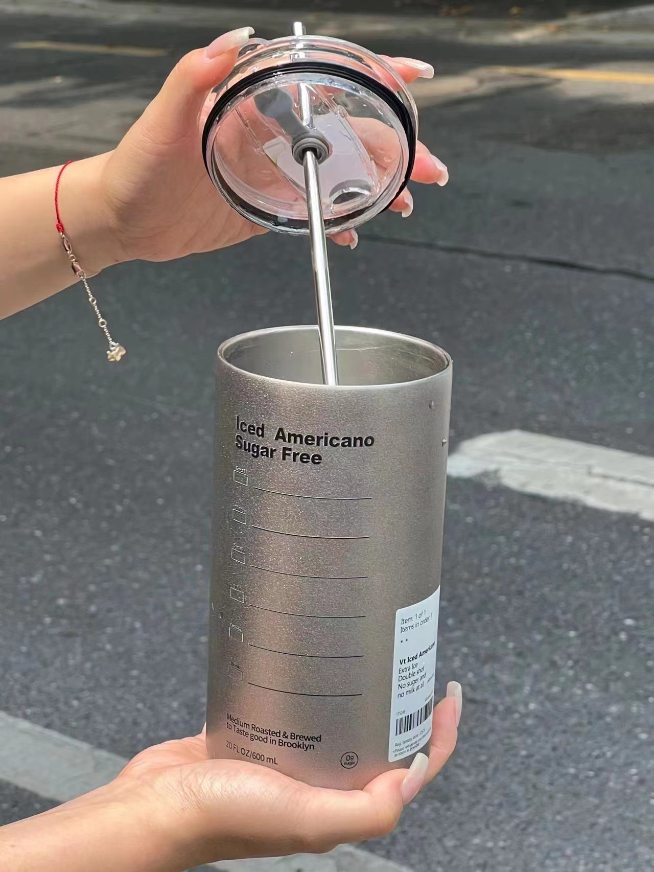 网红设计小众白底实物图