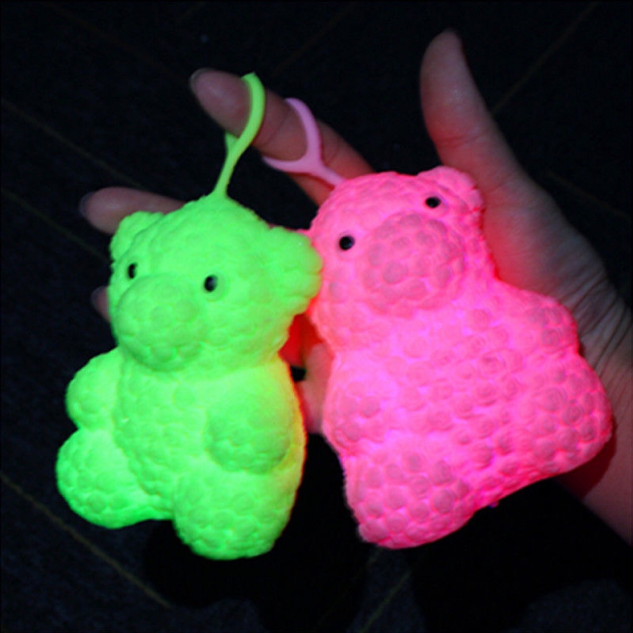 闪光玫瑰熊毛/新款小熊发光/弹力发泄小熊产品图