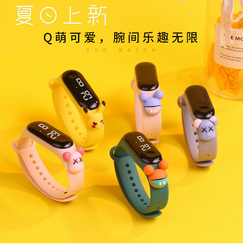 Foreign trade Douyin M3 waterproof children's doll Cartoon for primary school boys and girls sports touch screen LED electronic wristband watch Application Scenario