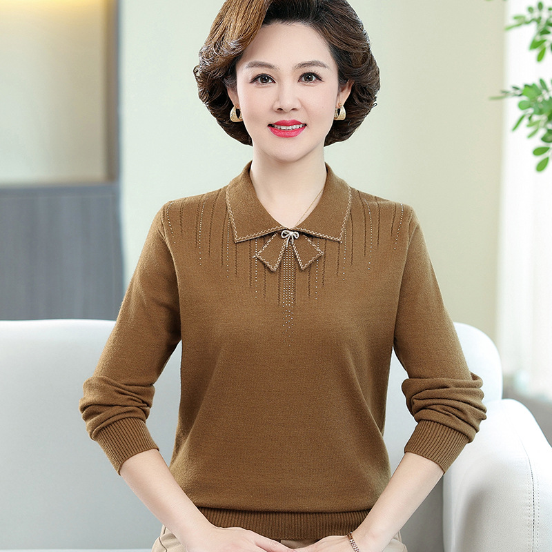 New autumn collection for middle-aged and elderly mothers: Solid color loose knitted pullover sweater with a baby collar for women. 2023 casual mom wear details Picture