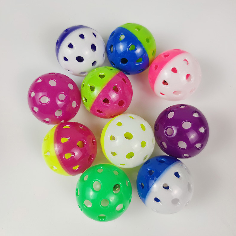 4.2cm拼色塑料镂空铃铛球猫玩具逗猫棒炫酷铃铛球互动玩具猫咪球