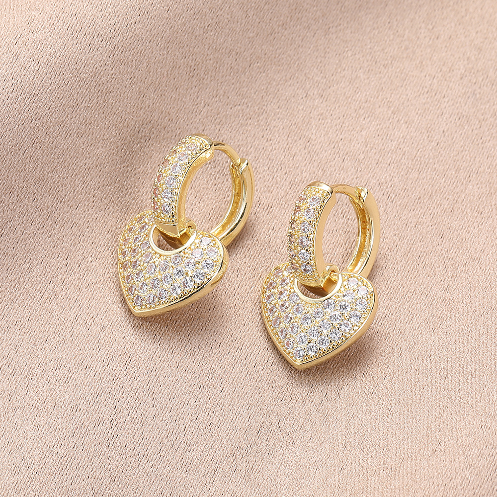 KIMOJ新款耳饰日韩时尚气质优雅小女人满钻锆石微镶桃心爱心耳钉耳环耳扣饰品女