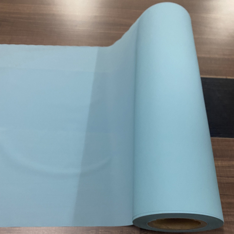 The manufacturer supplies CPE film dust covers, bath curtains, film rolls, and various specifications of plastic films, co-extruded films, and cast films Application Scenario