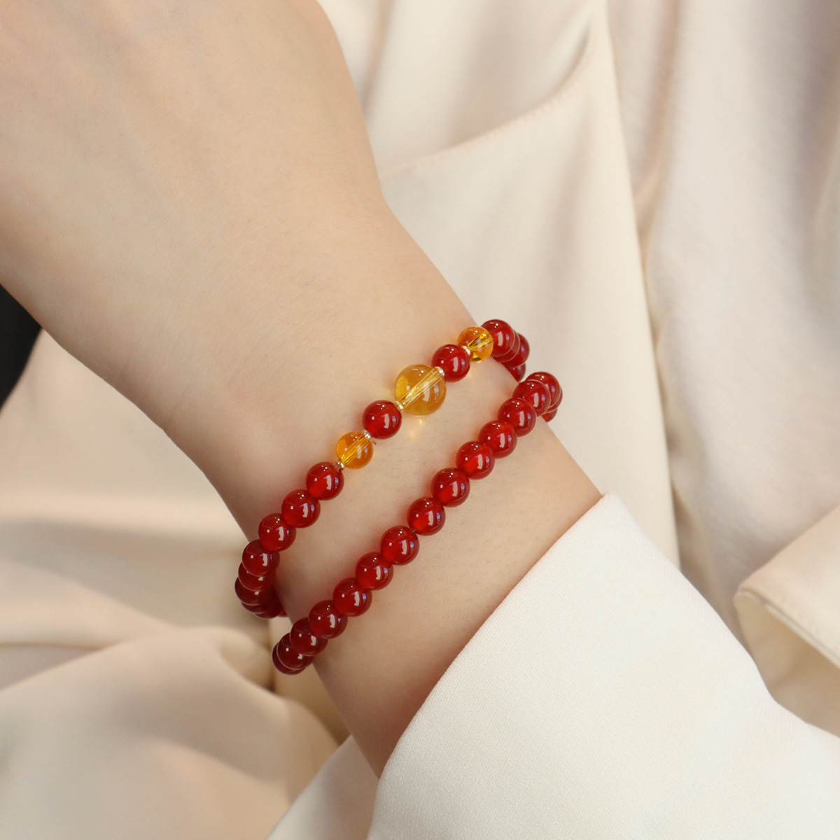 Natural 6MM red agate double-ring bracelet, agarwood yellow crystal bracelet, new Chinese-style gourd best friend gift wholesale details Picture