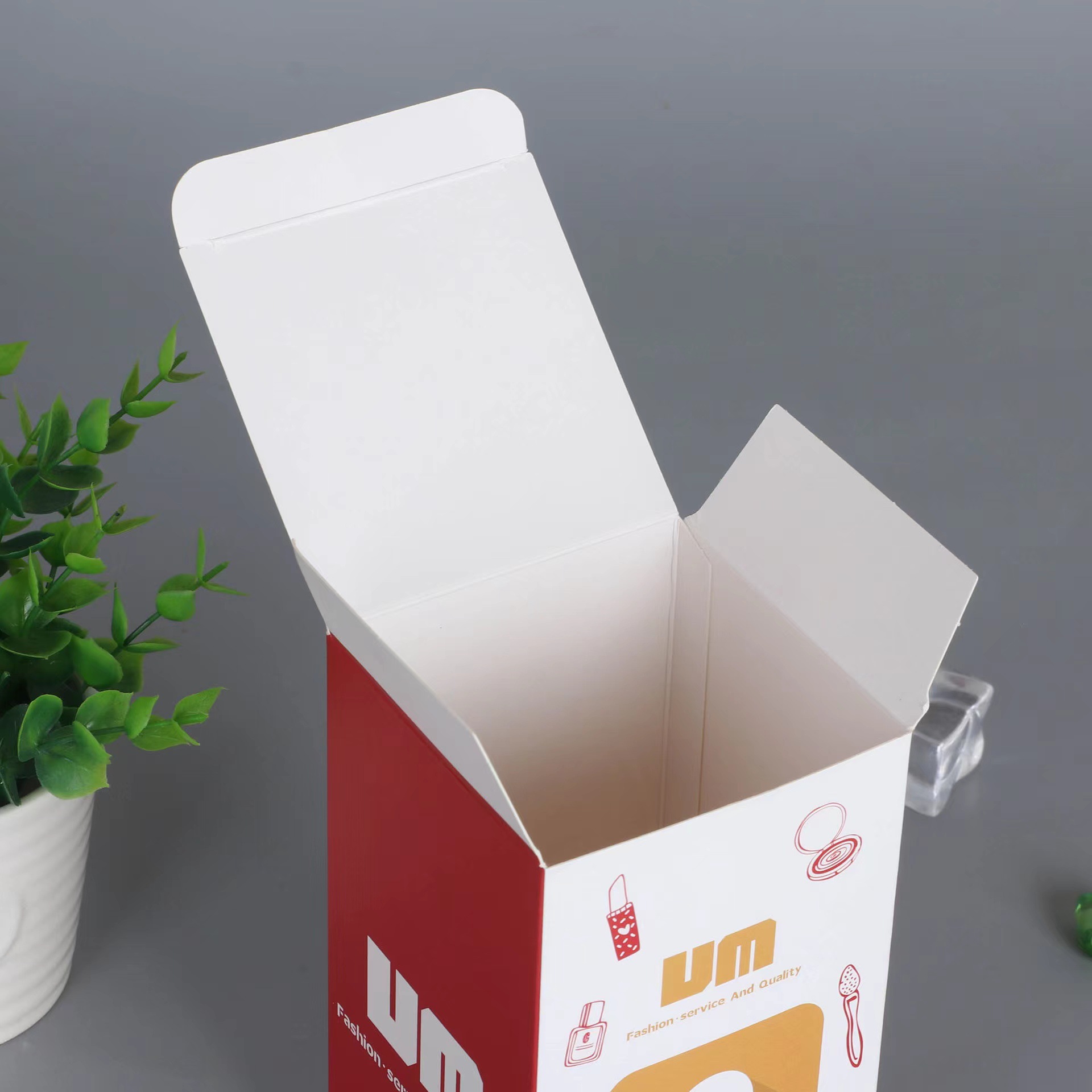 Card Cute Net Red Blind Box Color Box White Card Box Printing Gift Packaging Box Application Scenario