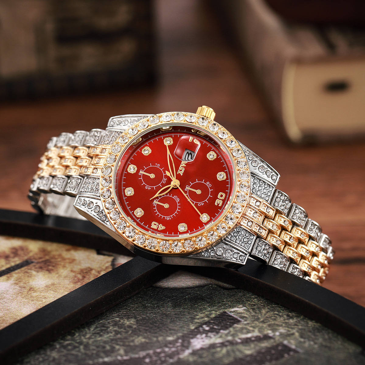Moda de los hombres entre los negocios de oro con diamantes diamantes reloj británico falso tres ojos strass esfera de escala relojes para hombres details Picture