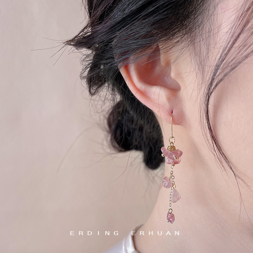 Forest-themed super fairy natural stone strawberry crystal original design handcrafted earrings, sweet, fresh and unique ins earrings details Picture