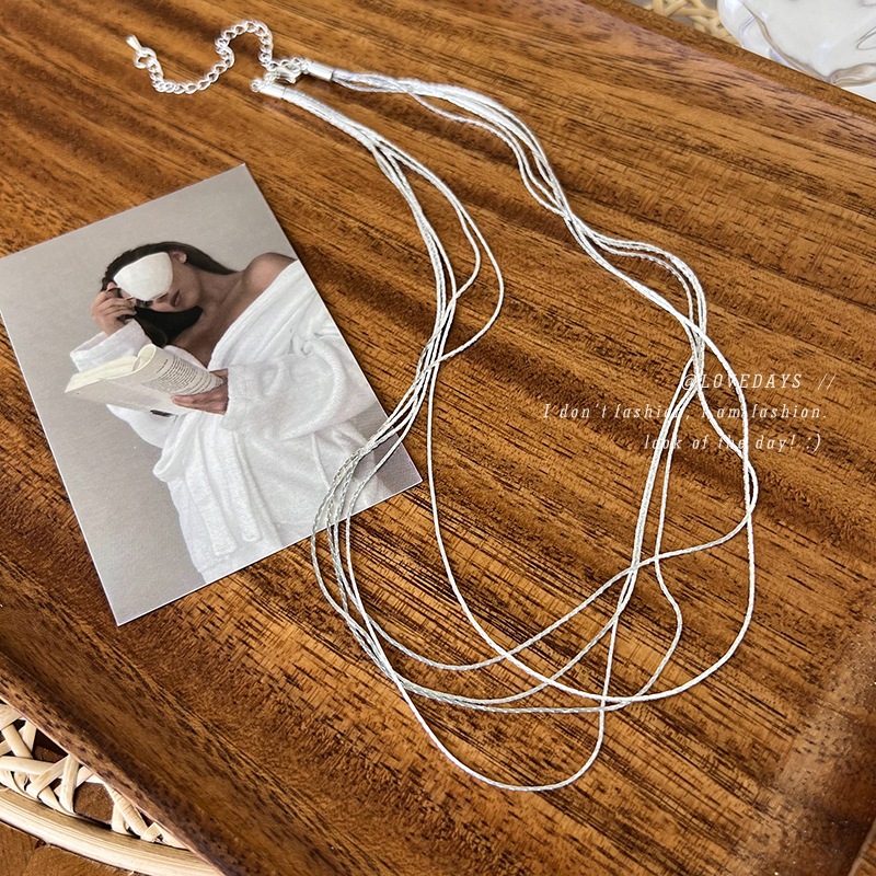 Galaxy Fall ~ Simple multi-layer fine chain snake bone chain women's Instagram cool style accessory fashion Personality collarbone chain trend Specification image