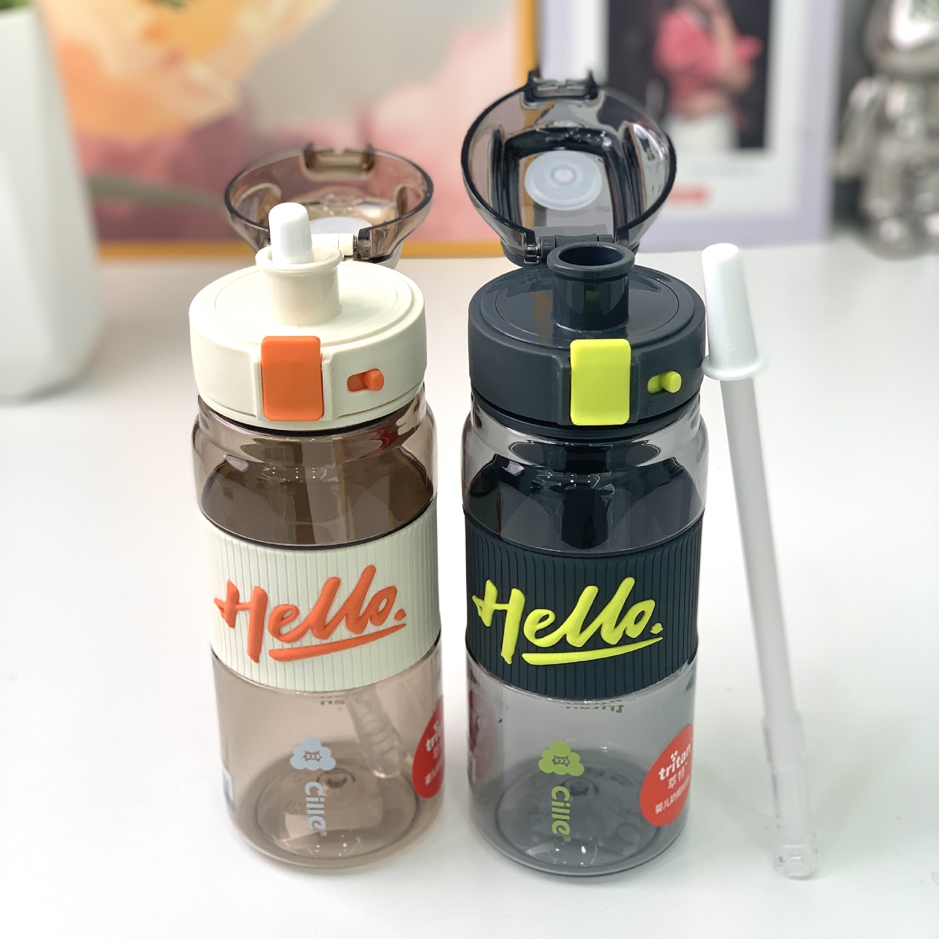 Hille Tritan Baby Bottle Special Material Hidden Carrying Rope Lock Large Capacity Pot Sports Water Cup details Picture