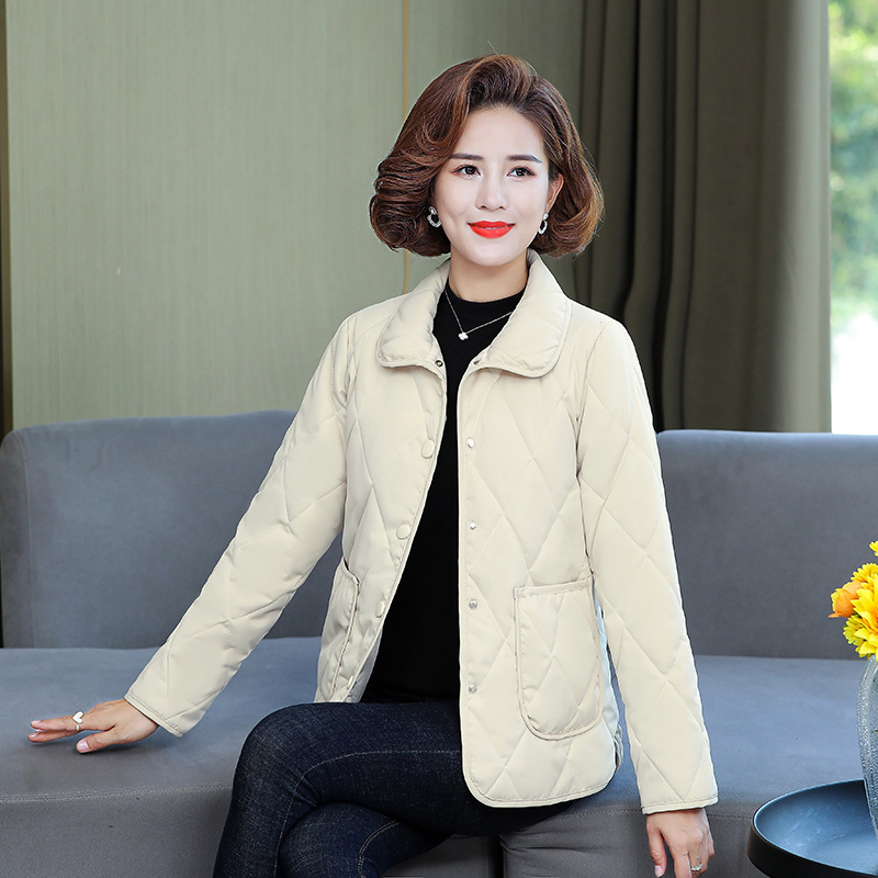 Mom's autumn and winter short cotton-padded jacket 2021 new style stylish middle-aged woman's early winter cotton-padded jacket light and warm little cotton-padded jacket Specification image