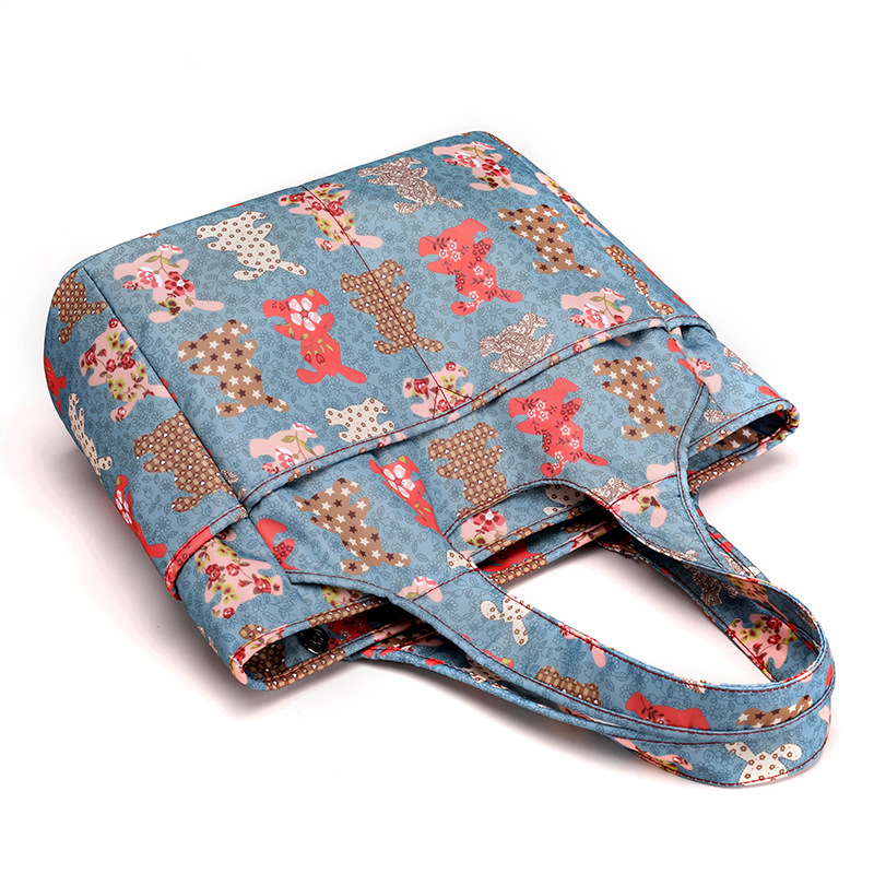 Large Capacity Women's Shoulder Bag Leisure Outdoor Shopping Handbag New Printed Women's Bag Waterproof Nylon Cloth Bag Application Scenario
