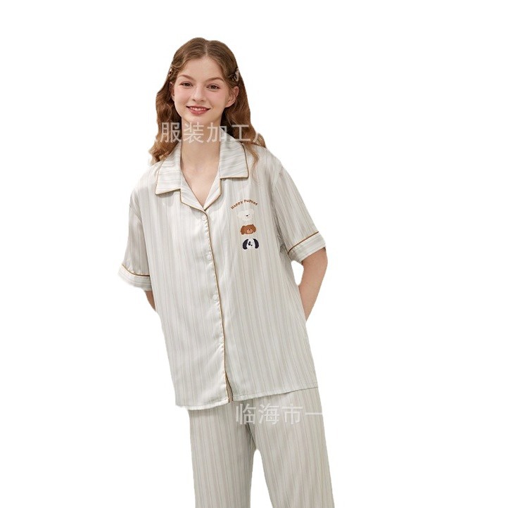 Yumian Spring/Summer New Three-Dog Three-piece pajama Set for women, casual and comfortable, lapel thin pajama set for women Item Picture