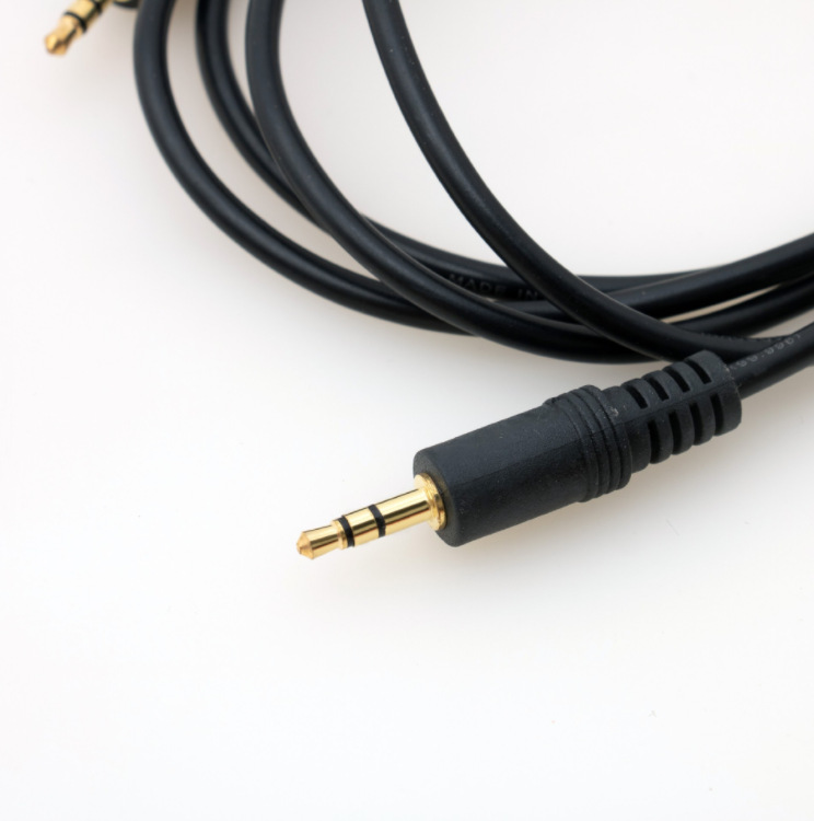 Connect the wires of mobile phones, computers and speakers Specification image